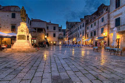 Old Town square in Dubrovnik at dusk